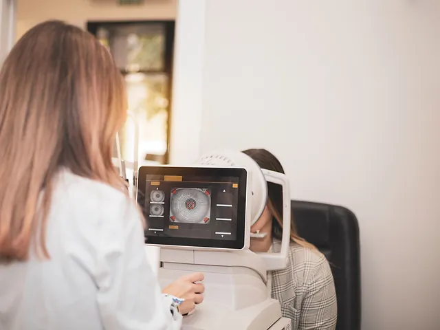 Eye exam in Cambridge, ON near me